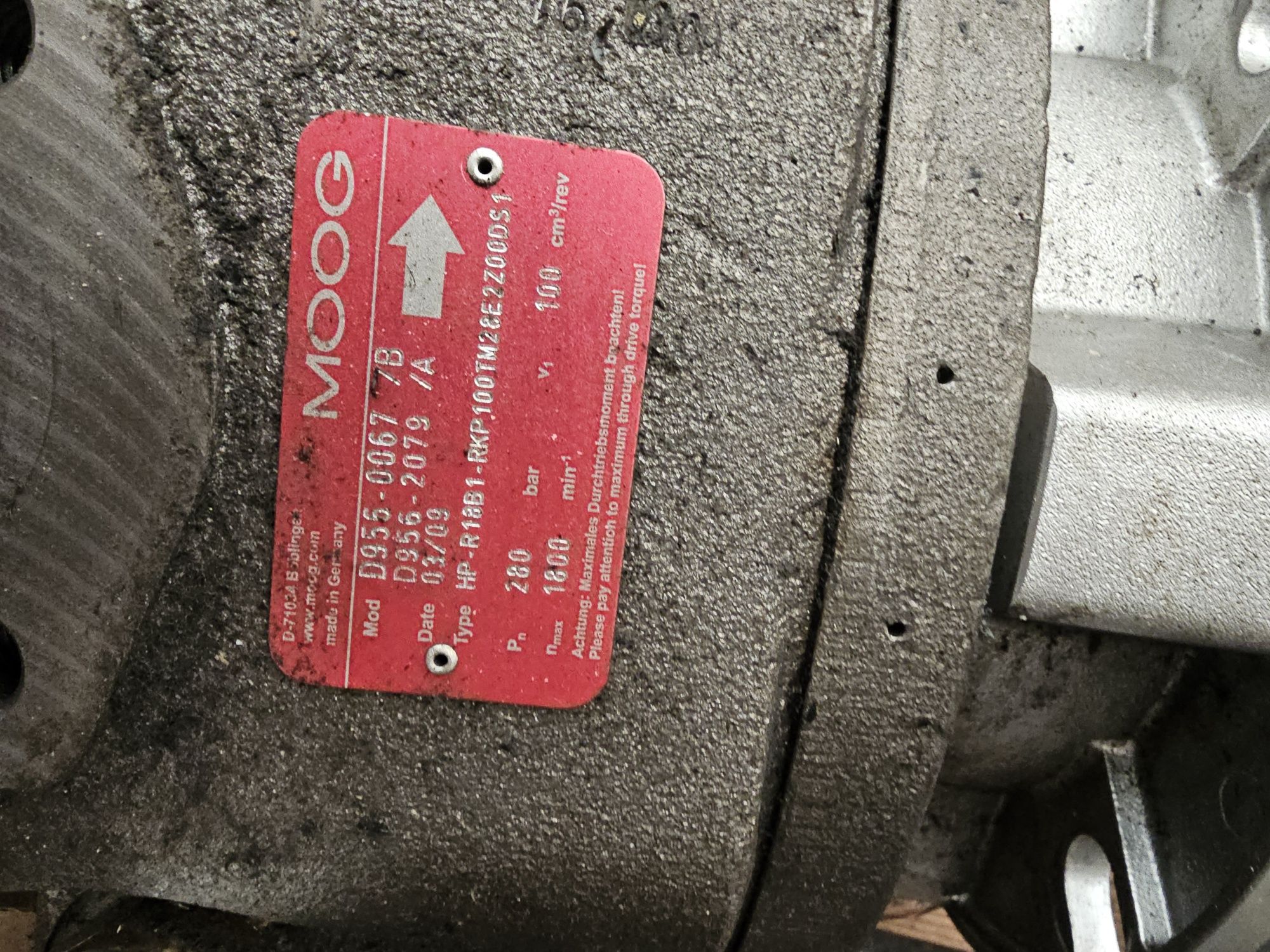 Pompa MOOG D956-006- 0067