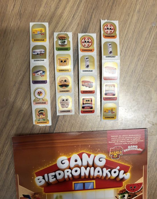 18 x Naklejka Biedroniaki gang biedroniaków maskotka pluszak naklejki