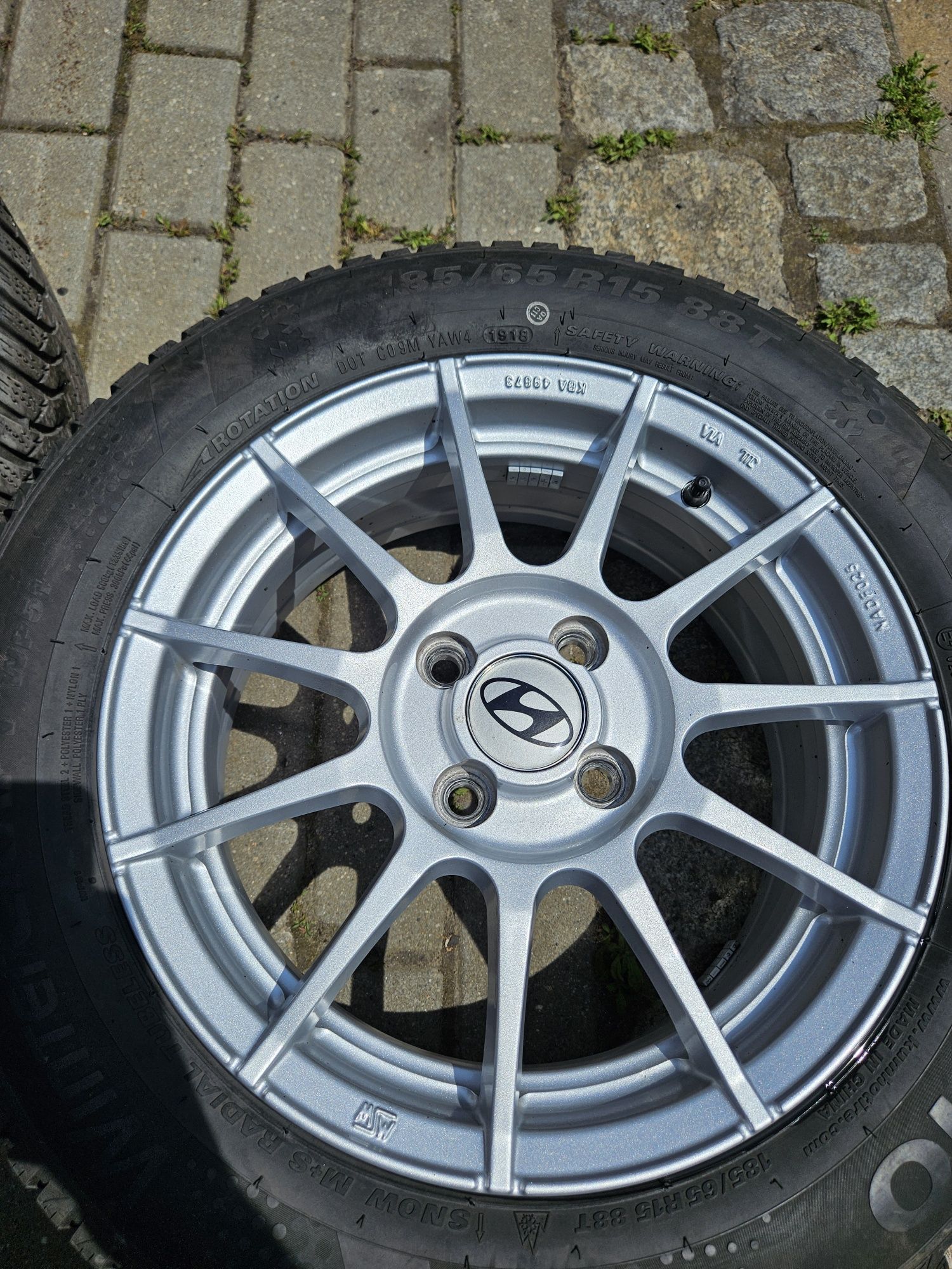 15 4x100 Felgi aluminiowe Hyundai Kia