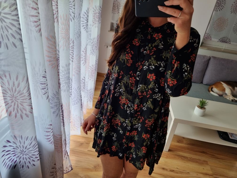 Czarna luźna sukienka w kwiaty z kołnierzykiem ZARA r. M/L