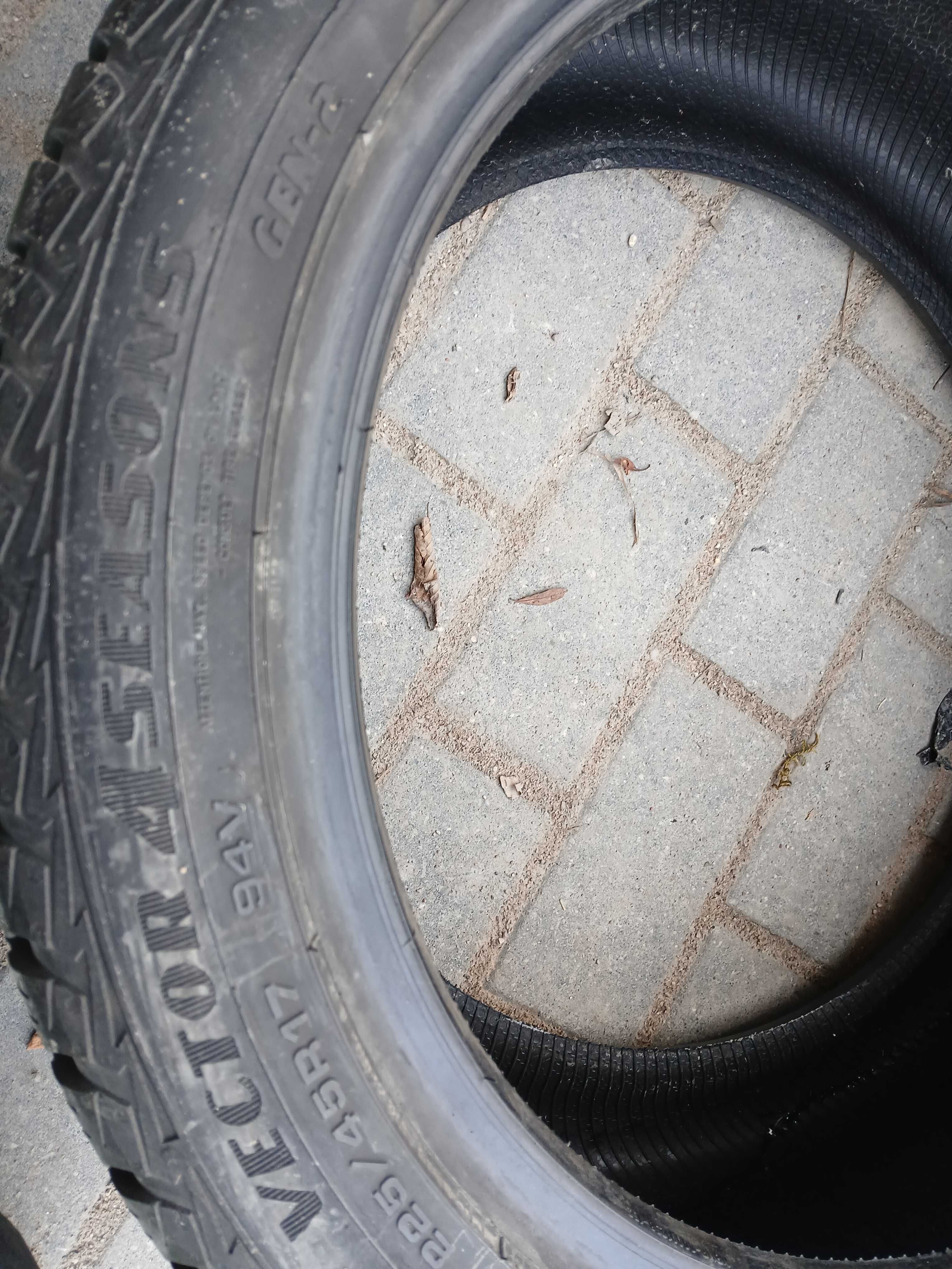 4x używane opony wielosezonowe 225/45 R17 Goodyear Gwarancja Montaż
