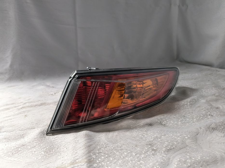 Kierunkowskaz prawy tylny lampa prawy tył błotn Honda Civic 7 VIII Ufo