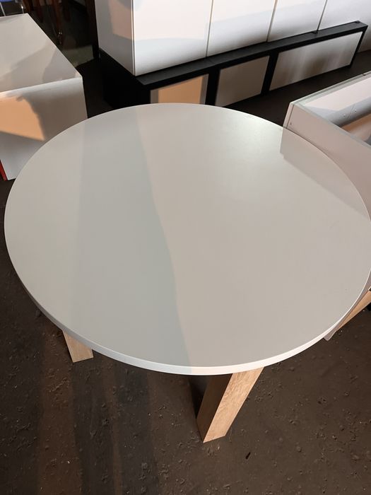 Stolik Biały Solidny Okazja ! Stół nierozkładany