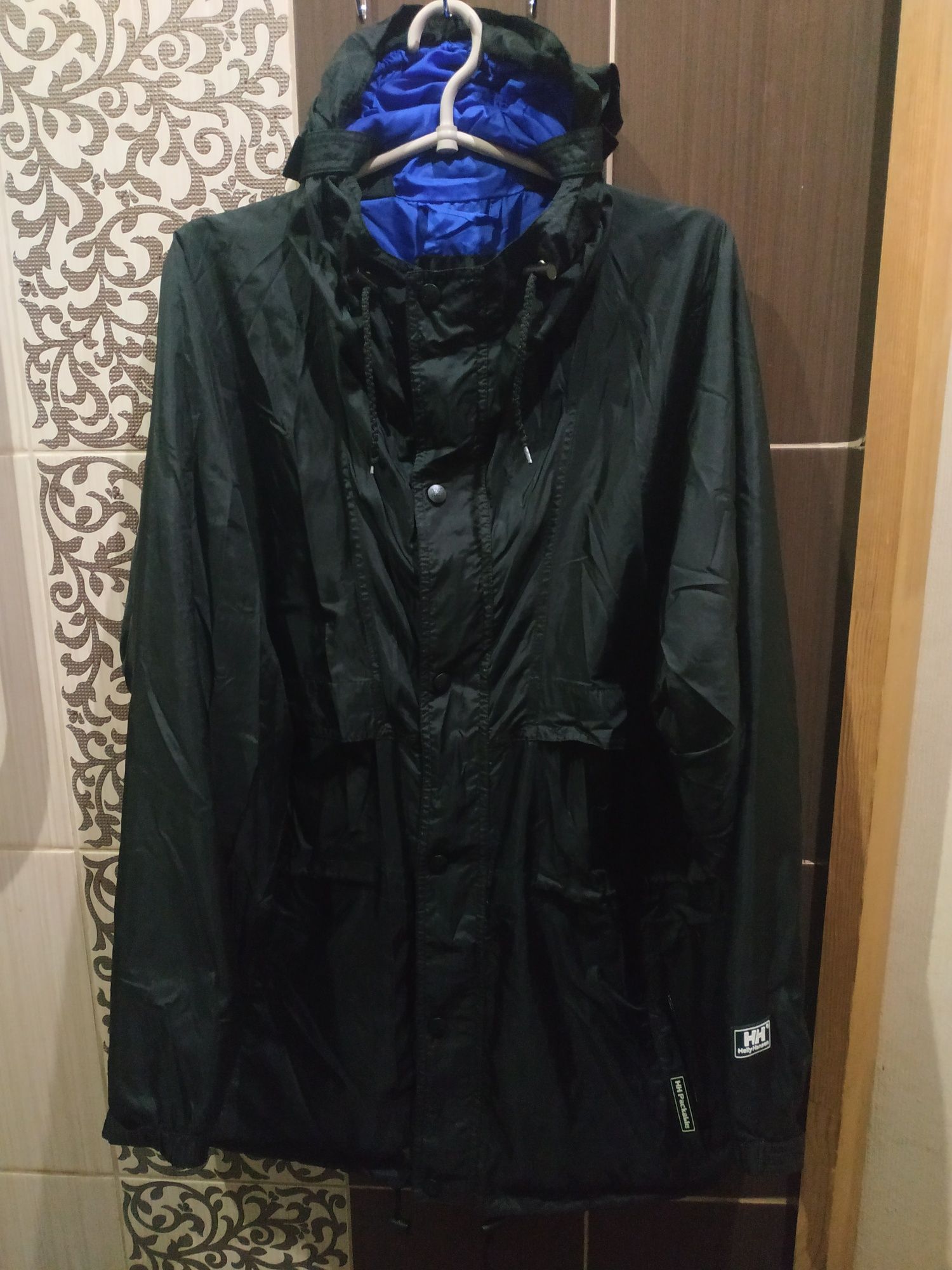 Мужская куртка, ветровка, дождевик hh,helly hansen packable jacket