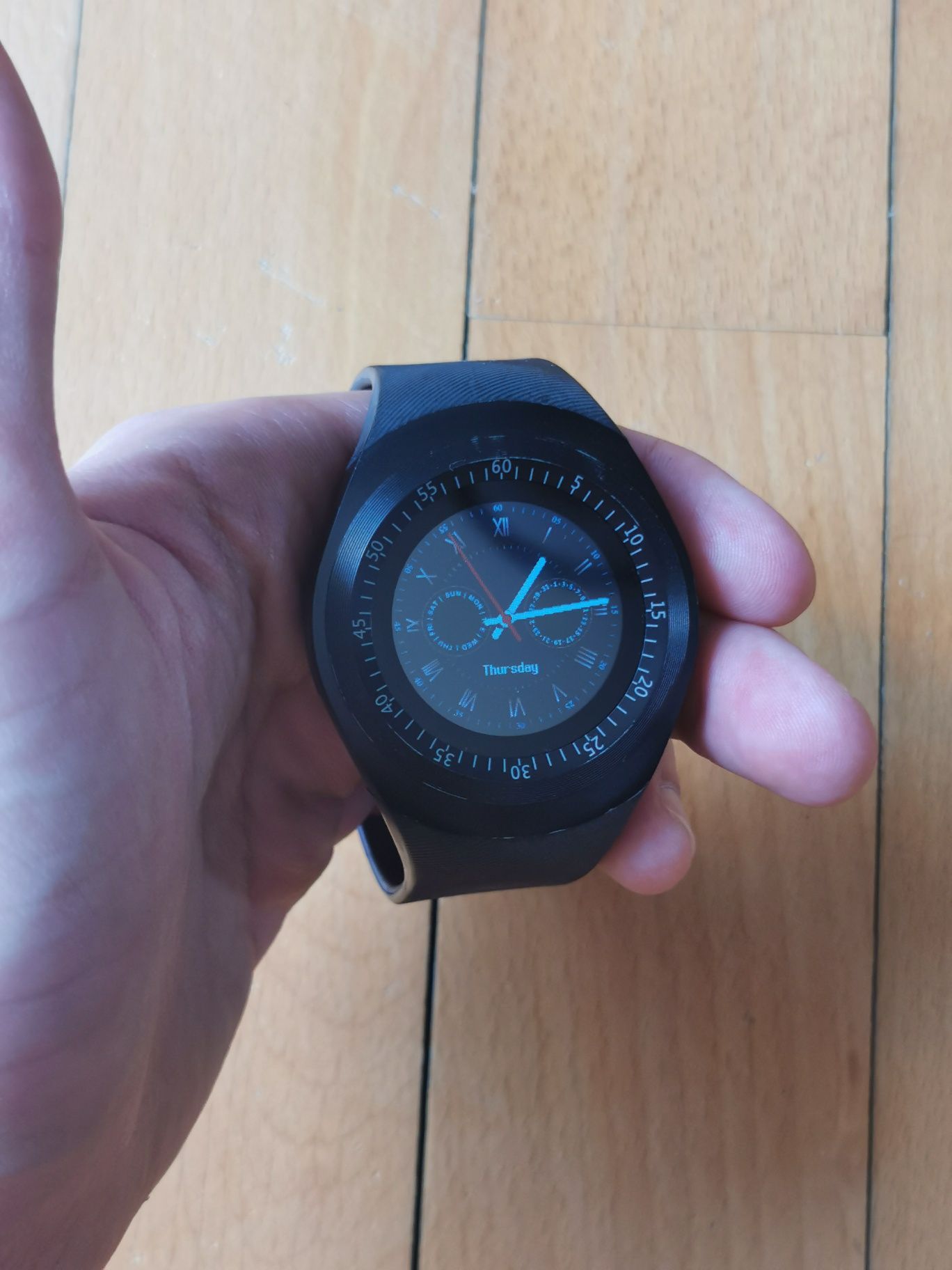 Zegarek typu Smartwatch Round Watch GSM MT855