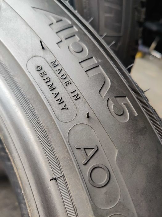 R17 215 55 шини зимові 23р Michelin Alpin 5 преміум гума