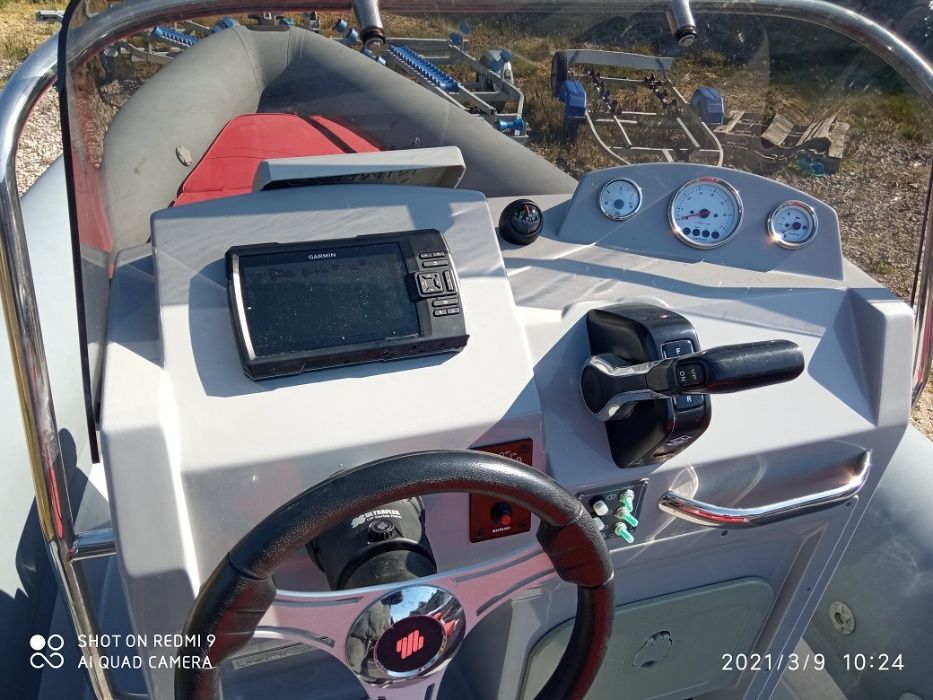 Semi-rígido Hydrosport 6,5m + Suzuki 140 + atrelado, tudo novo