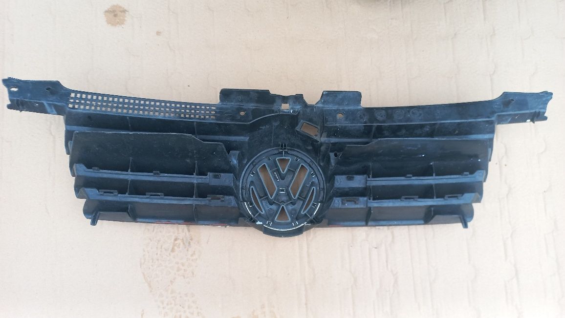 VW bora atrapa grill atrapka czarna lc9z