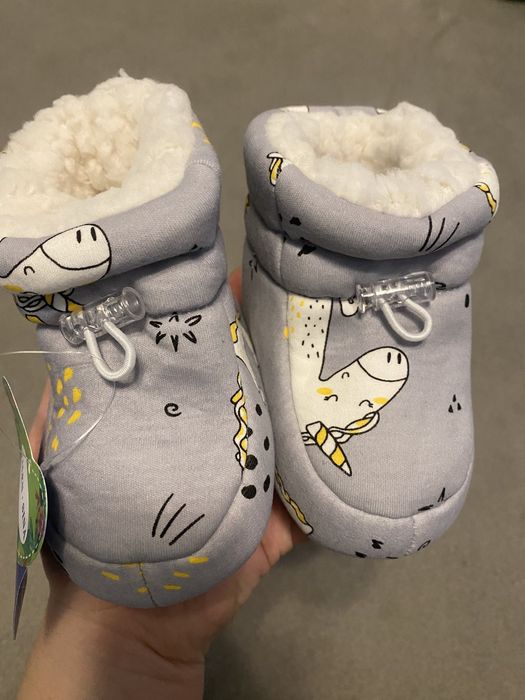 Пінетки чобітки чоботи зимове взуття нові 20 розмі пінетки