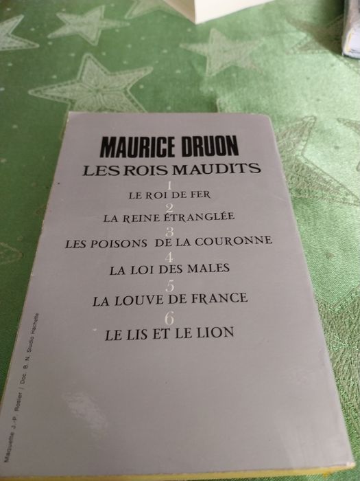 Les rois maudits 4. Portes incluídos