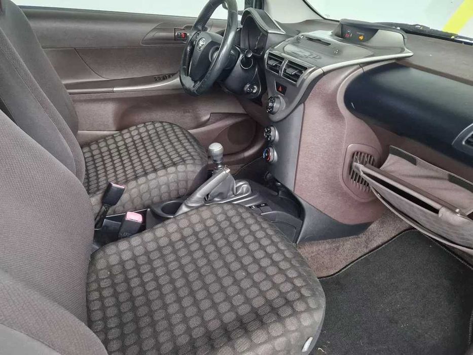 Toyota IQ 1.0 Gasolina