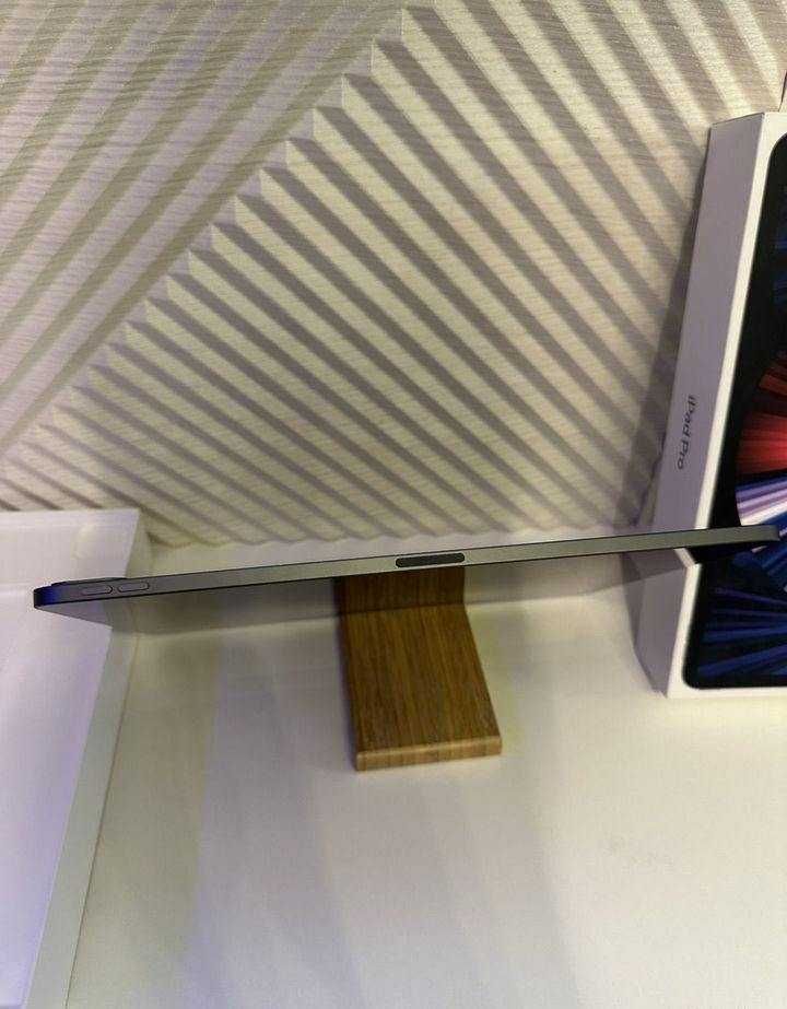iPad Pro 12.9 M1 2021 512Gb Wi-Fi. Space Gray