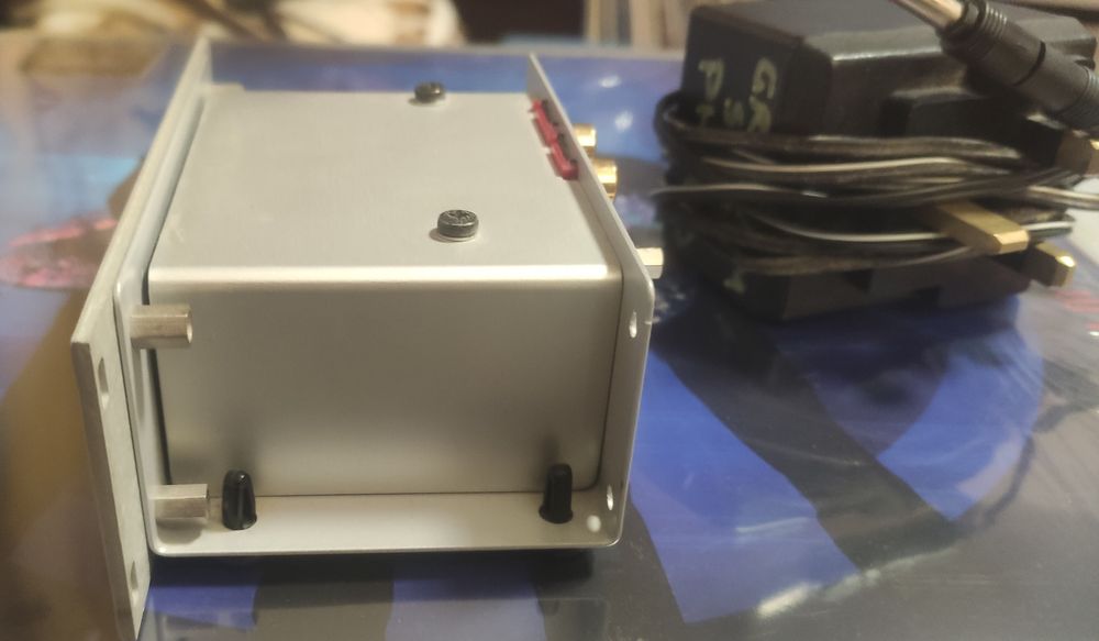 ММ фонокоректор для винилового проигрывателя.