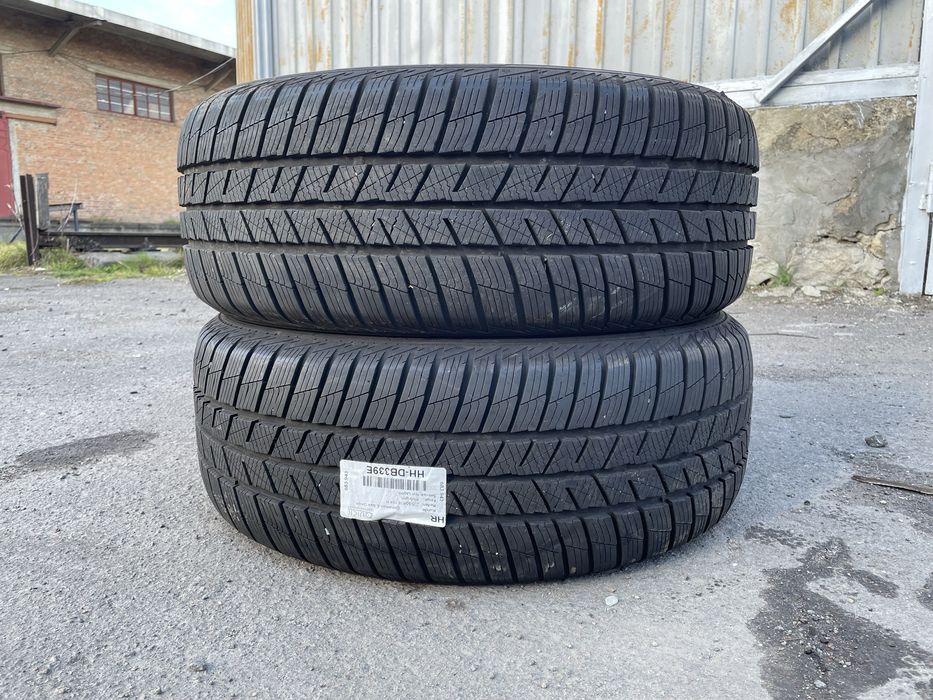Майже нові зимові шини Barum 235/55 R18