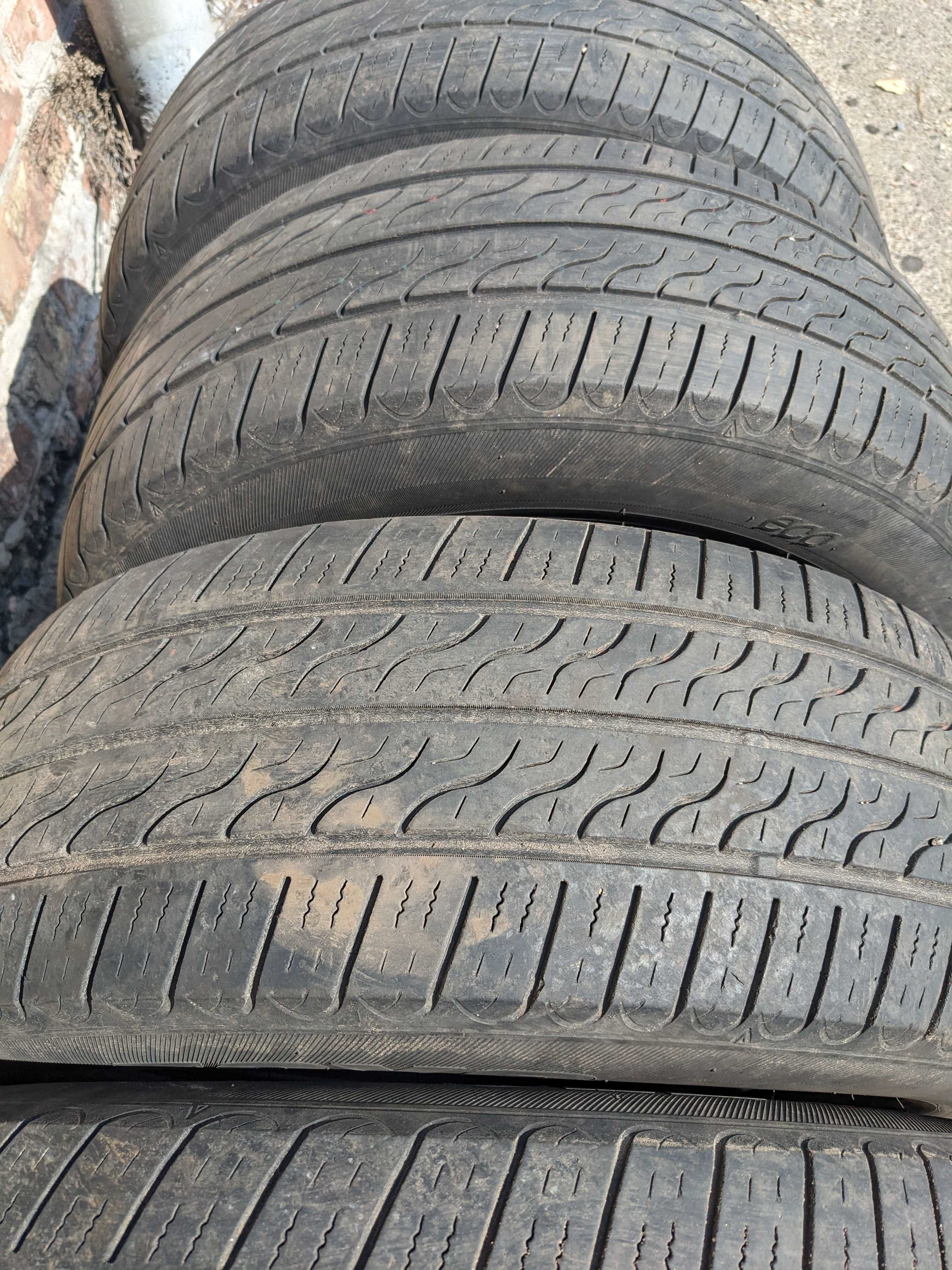 Колеса 215/60 R15 94H гума не нова