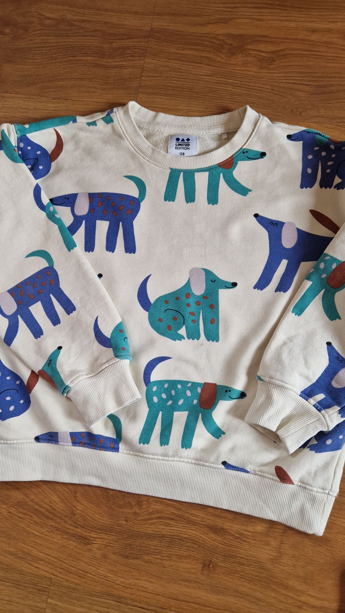 Komplet bluza i tshirt 5.10.15 r. 122/128