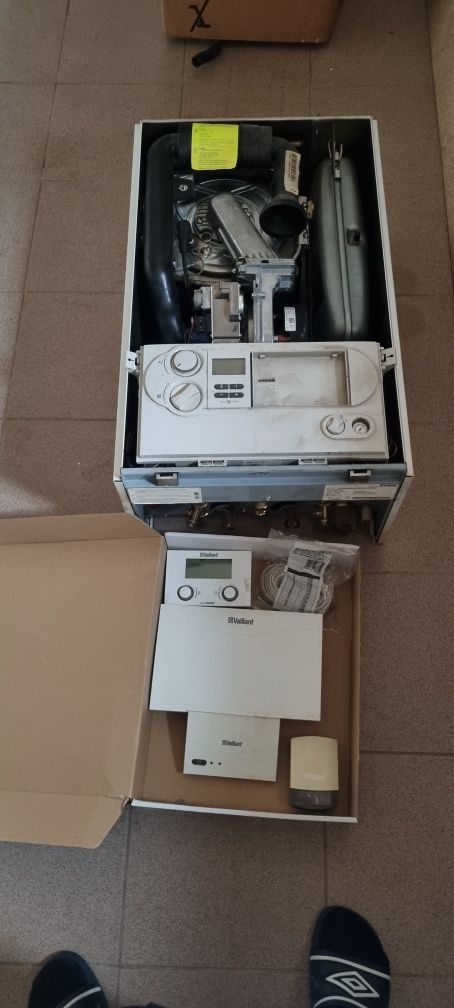 Piec gazowy Vailant części , sterowanie pompami, Calormatic 430f, temp