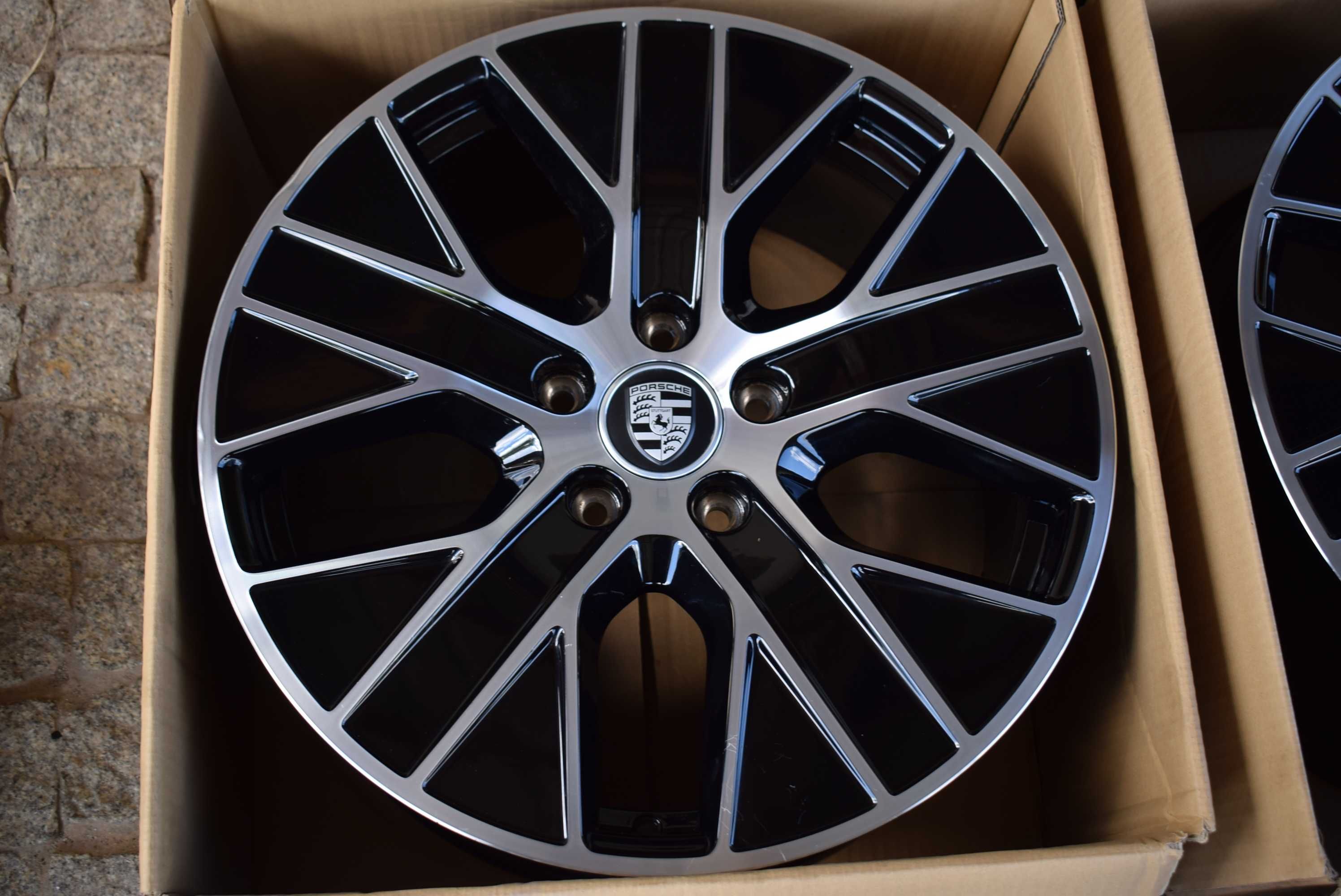 Porsche Taycan gts turbo aero rad felgi oryginał 20 oem 9 + 11 tył