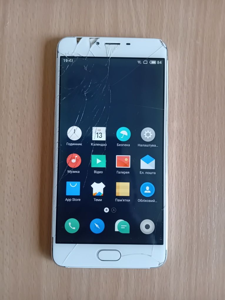 Телефони meizu u20 і u10 на запчястини ціна за два одним лотом.