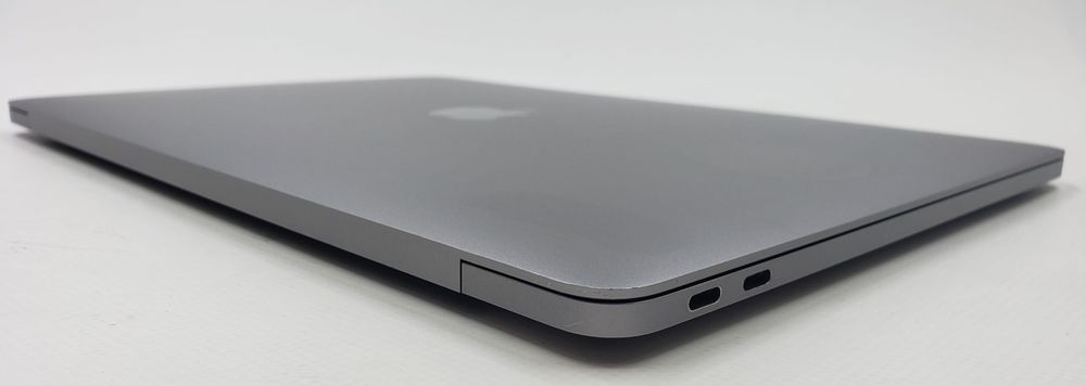 ТОП ПРОДАЖІВ! Ноутбук Apple MacBook Pro 13'' MLL42 2016 i5/8 GB/256 GB