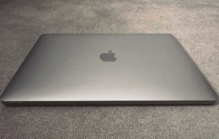 Apple MacBook pro 13 M1 16gb 512SSD space Gray