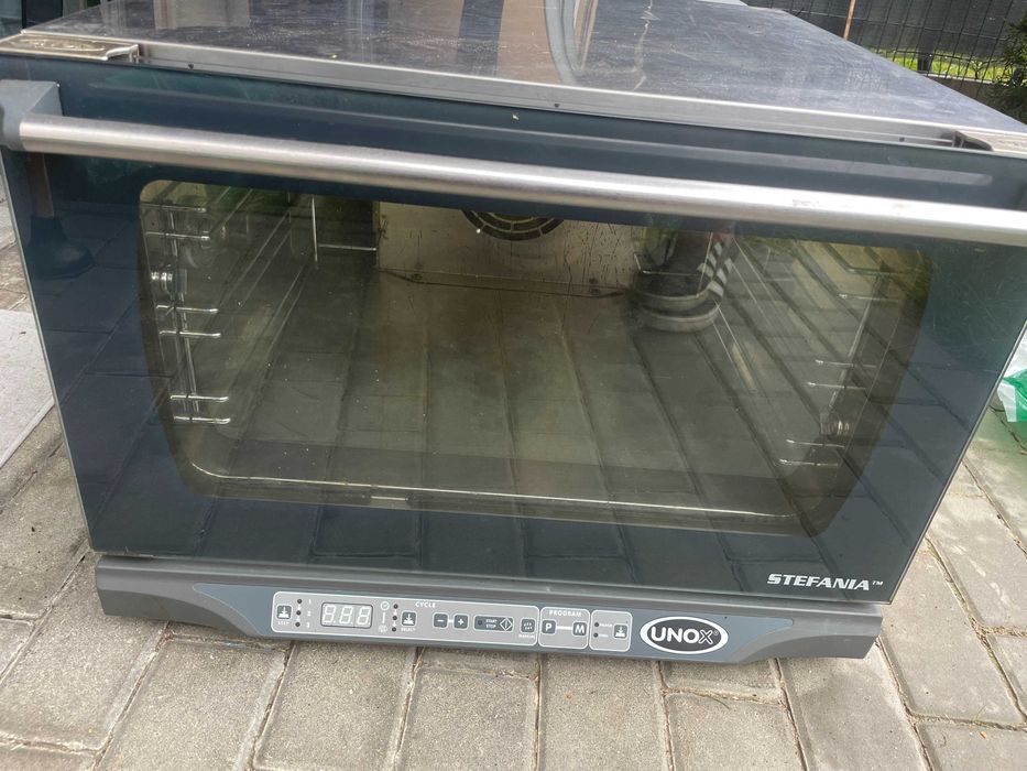 Piec konwekcyjno parowy UNOX Stefania XFT115 z podstawą