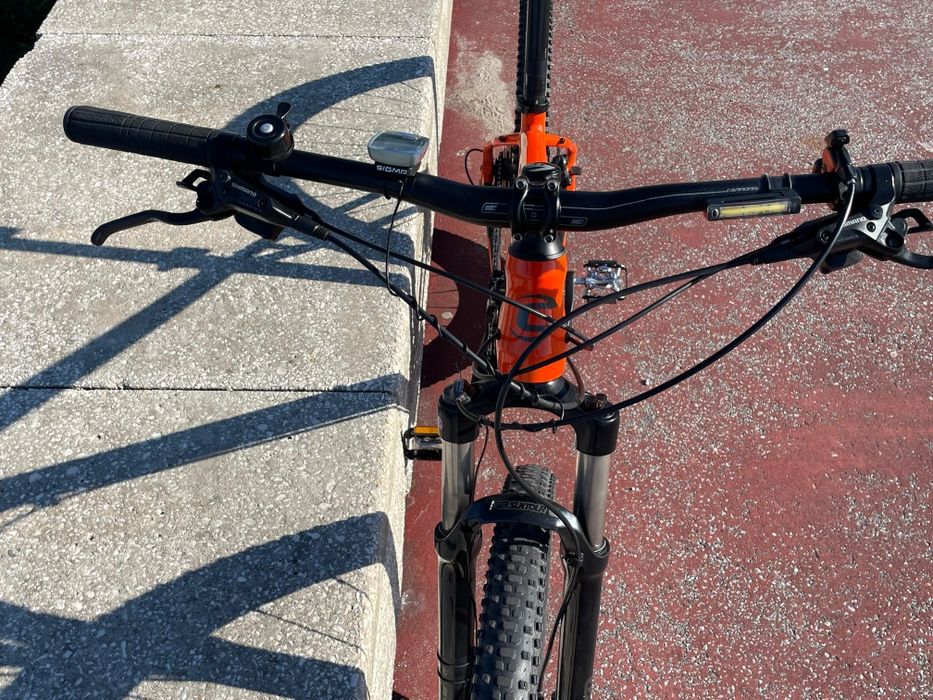 Cannondale TRAIL 5 Mountainbike. C/ Mudanças e travões Shimano. 
Como