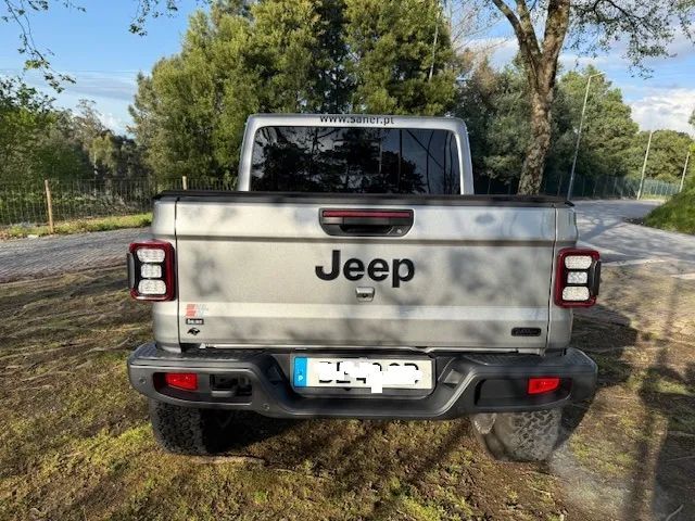 Jeep Gladiator 3.0 CRD Launch Edition AT8
