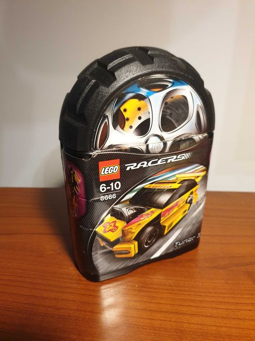 LEGO Racers Zestaw 6 samochodów +1 Gratis