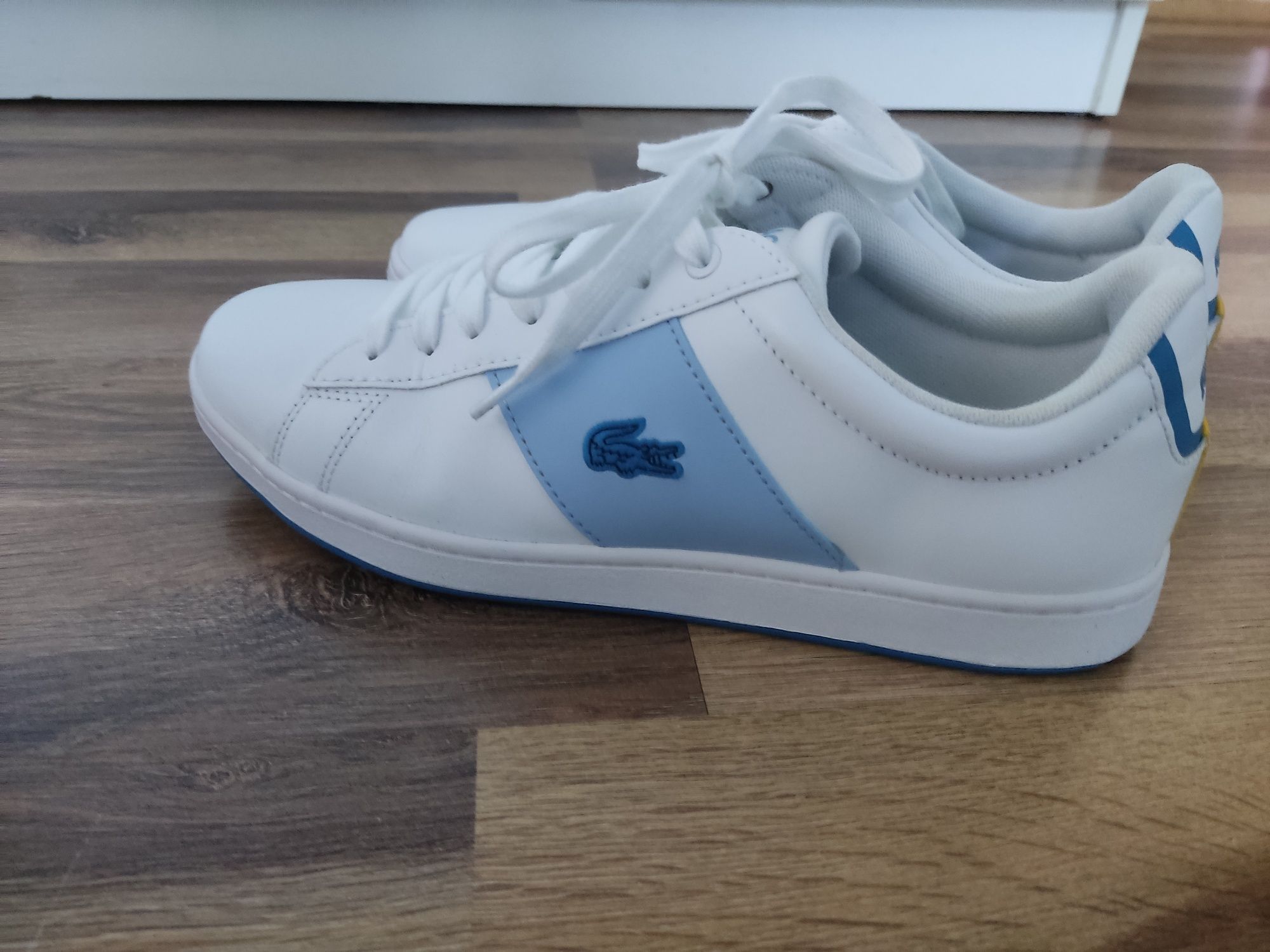 Lacoste Carnaby Exclusive 41 (27 cm) sneakersy skórzane