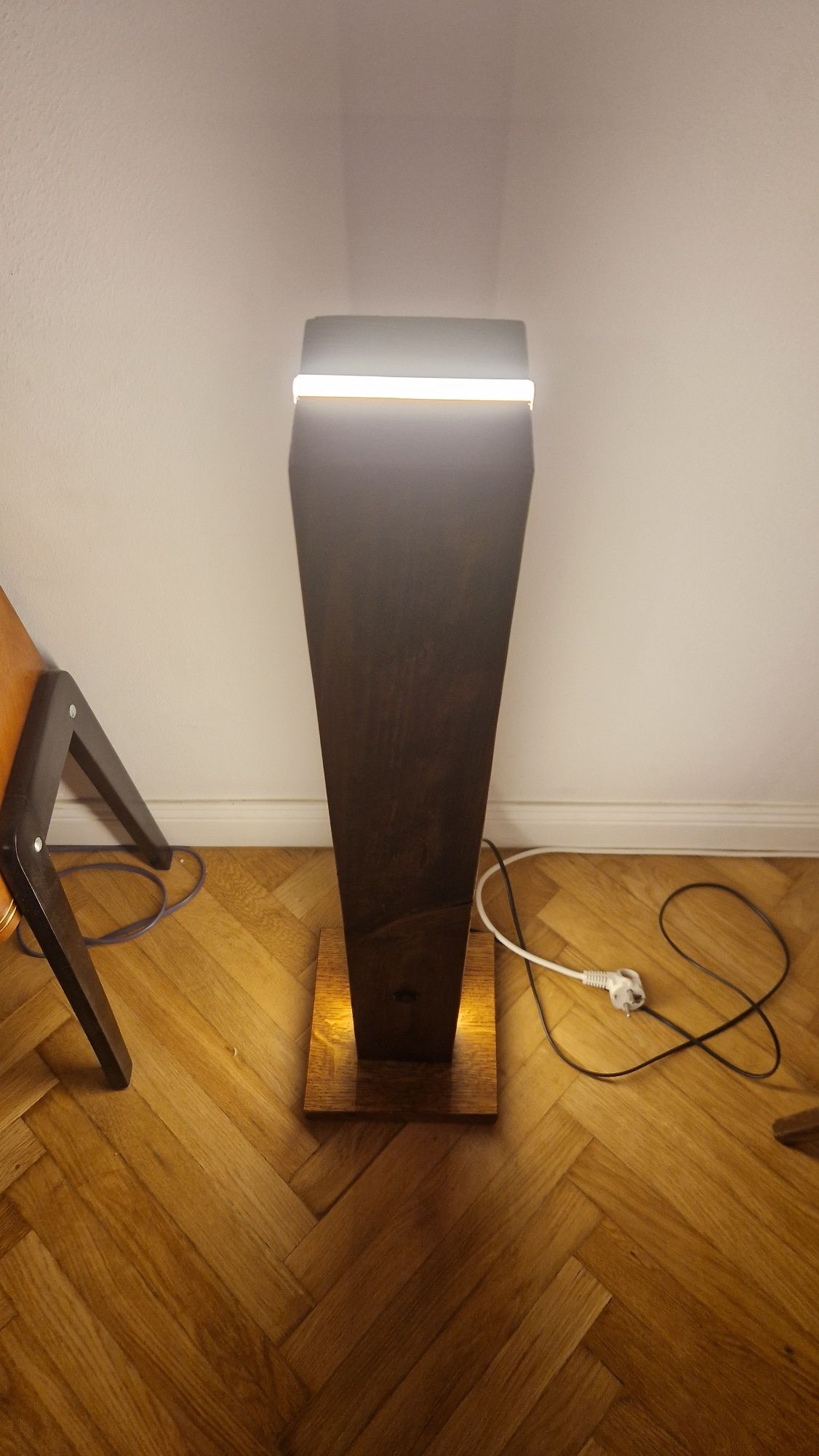 Lampa podłogowa LED diy