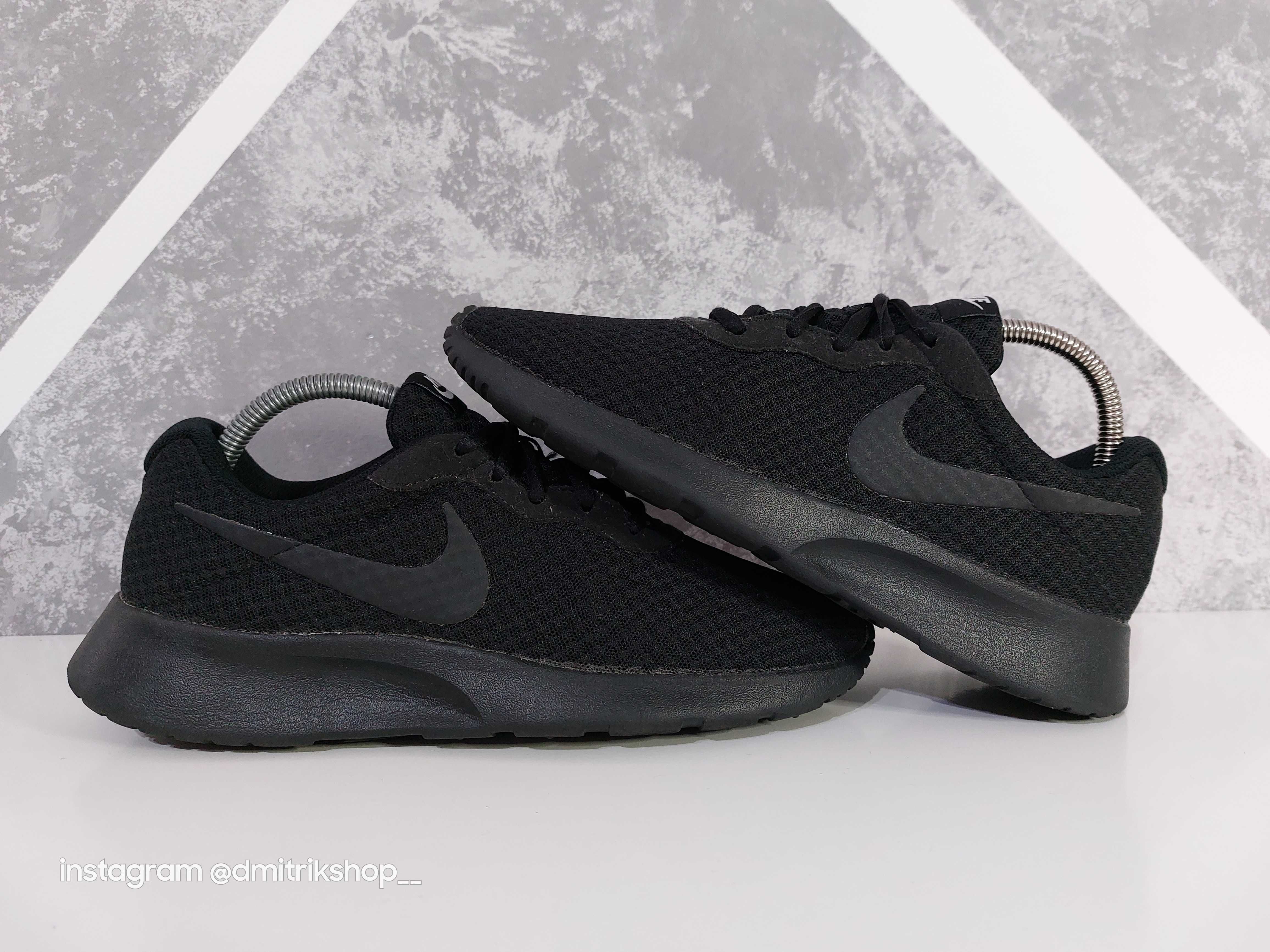 Кросівки Nike Tanjun р40 кроссовки оригинальные Nike обувь Nike