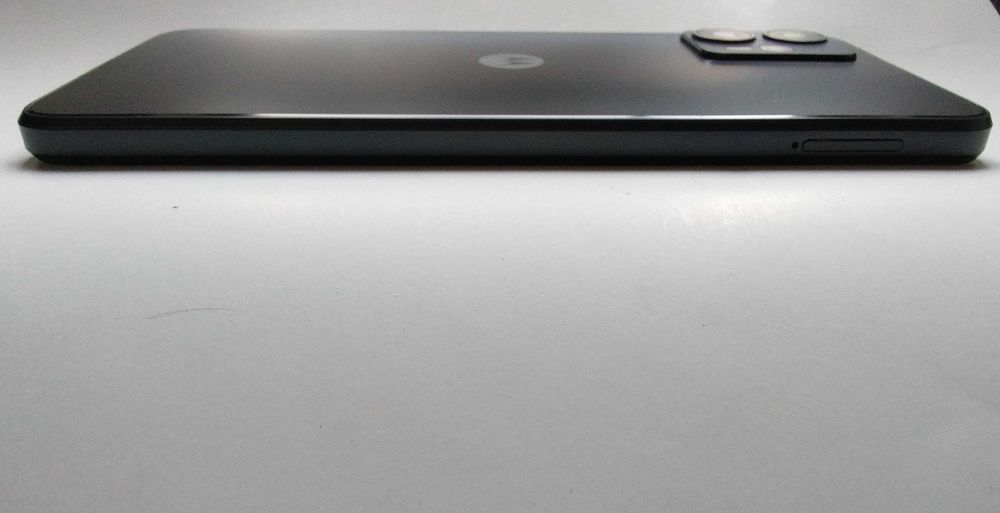 Motorola G23 8/128GB – stan idealny, kompletny, nowe etui i szkło