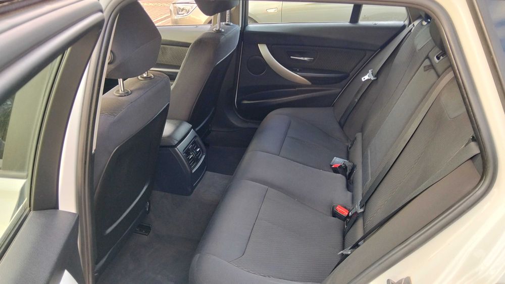 BMW 318d 2000c 143cv, impecável dentro e fora