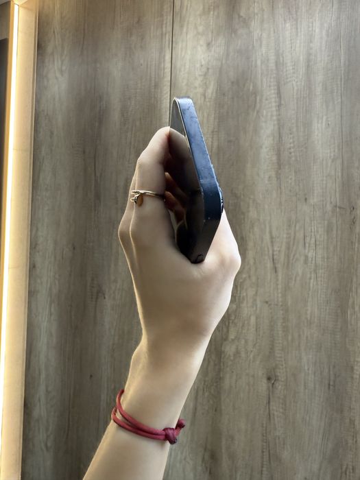 Б/у IPHONE 13 128 Midnight Neverlock Костюшка,5 igrand