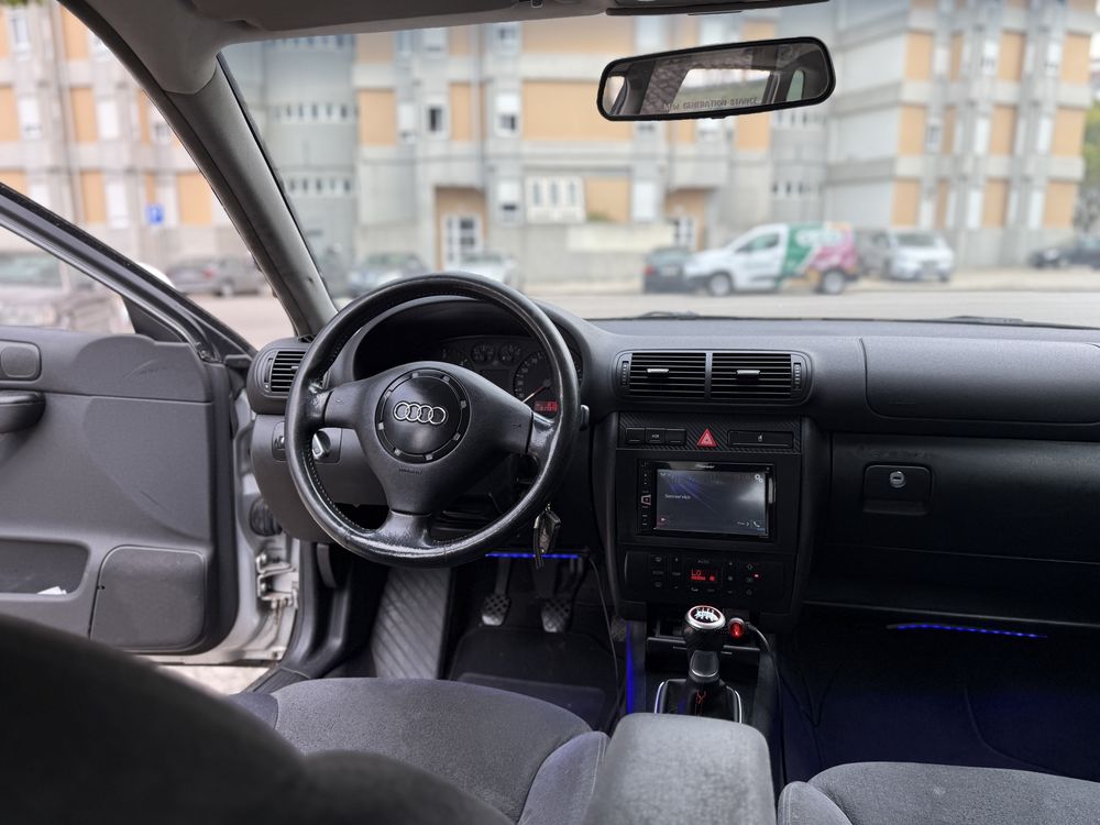 Audi A3 1.9Tdi 130cv 5portas apenas 315mil km!