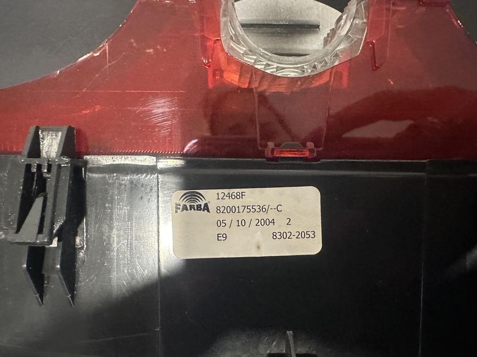 3º Stop RENAULT MEGANE II três volumes , from 2003 to 2023