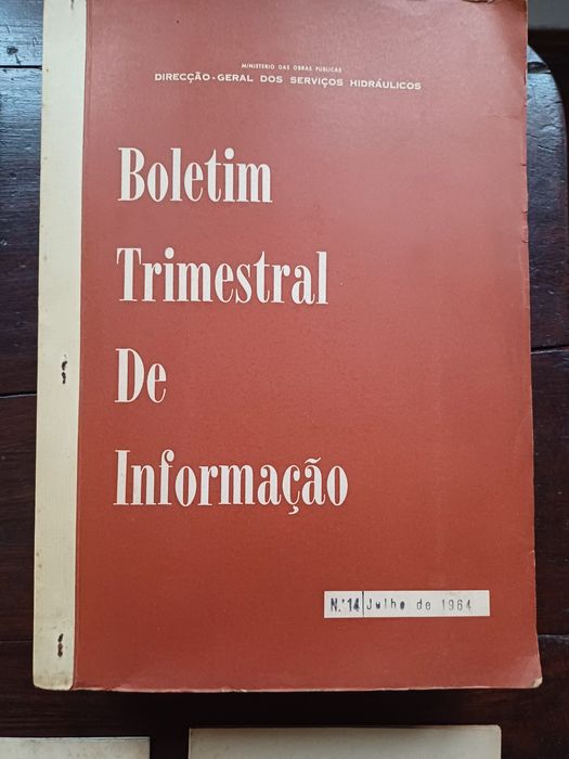 Livros de barragens e estações hidroeléctricas