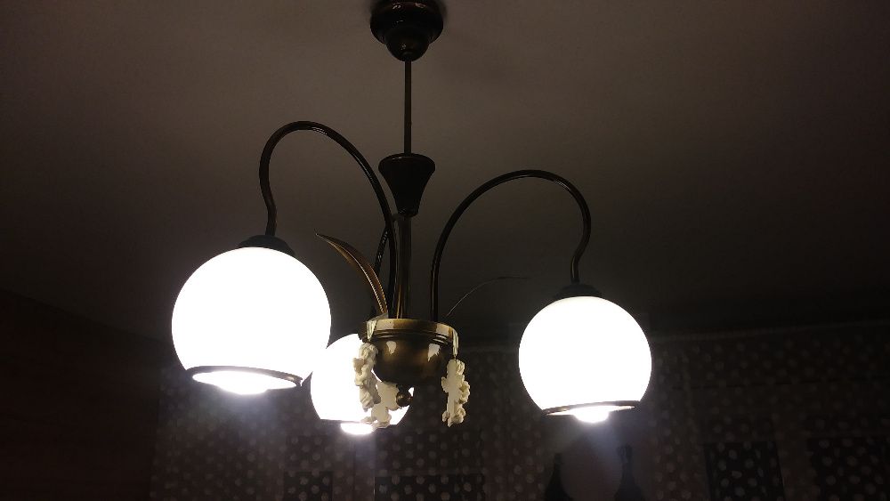 sprzedam lampę sufitową