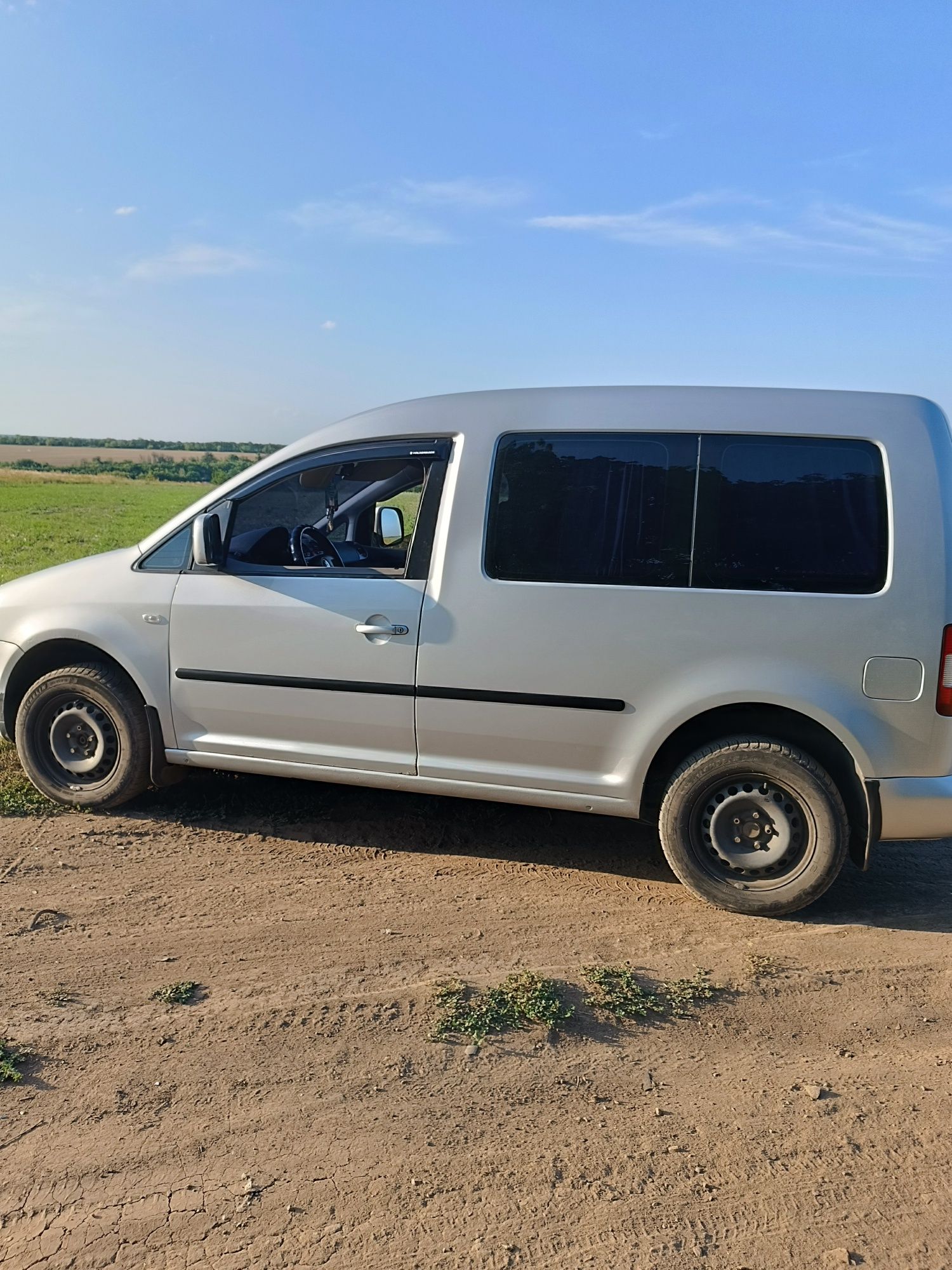Volkswagen Caddy 2005 / 1.9 TDI