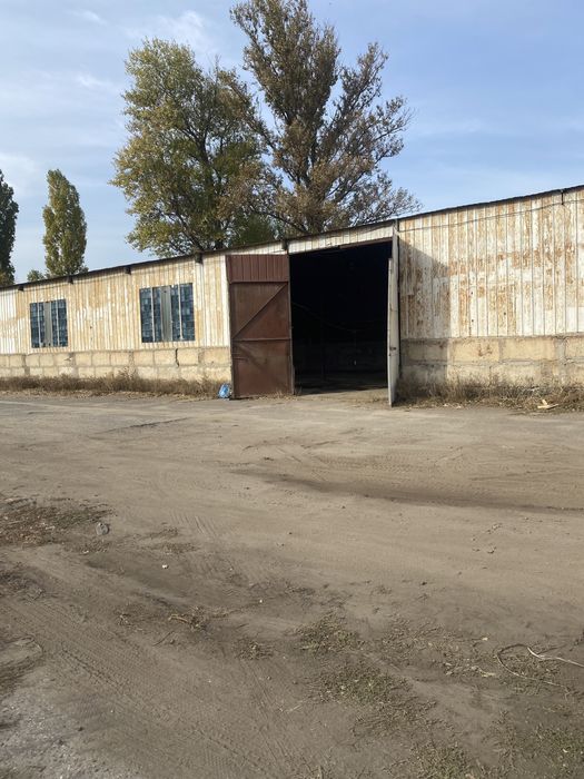 Помещение 600м2 для хранения или производства чего-либо. Есть электро