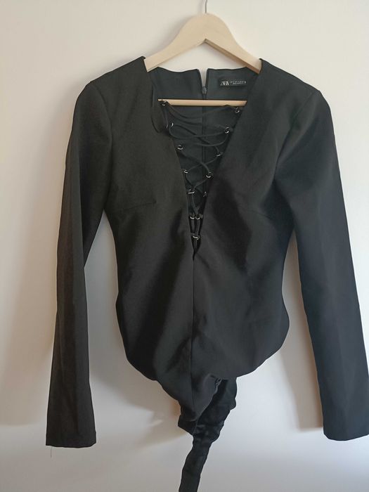 Tops peplum da Zara