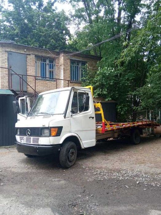 Mercedes 410 евакуатор