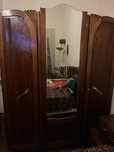 Mobilia de quarto antiga em pinho