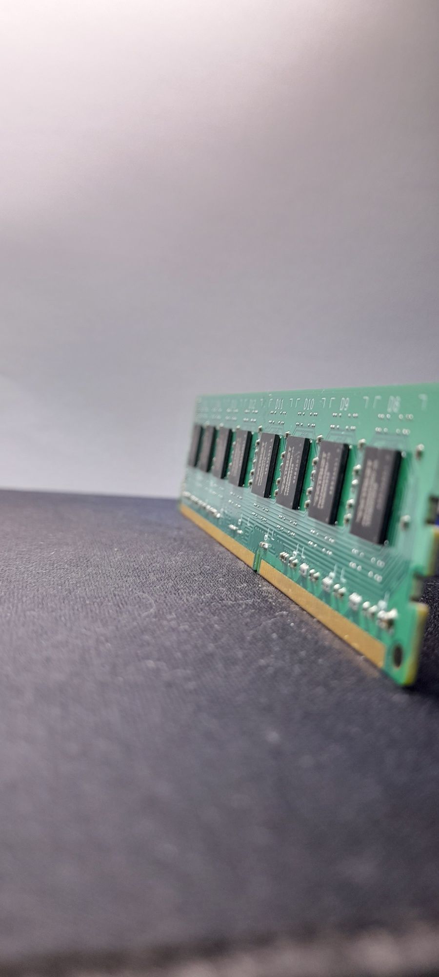 Оперативна пам'ять PATRIOT DDR3 2GB