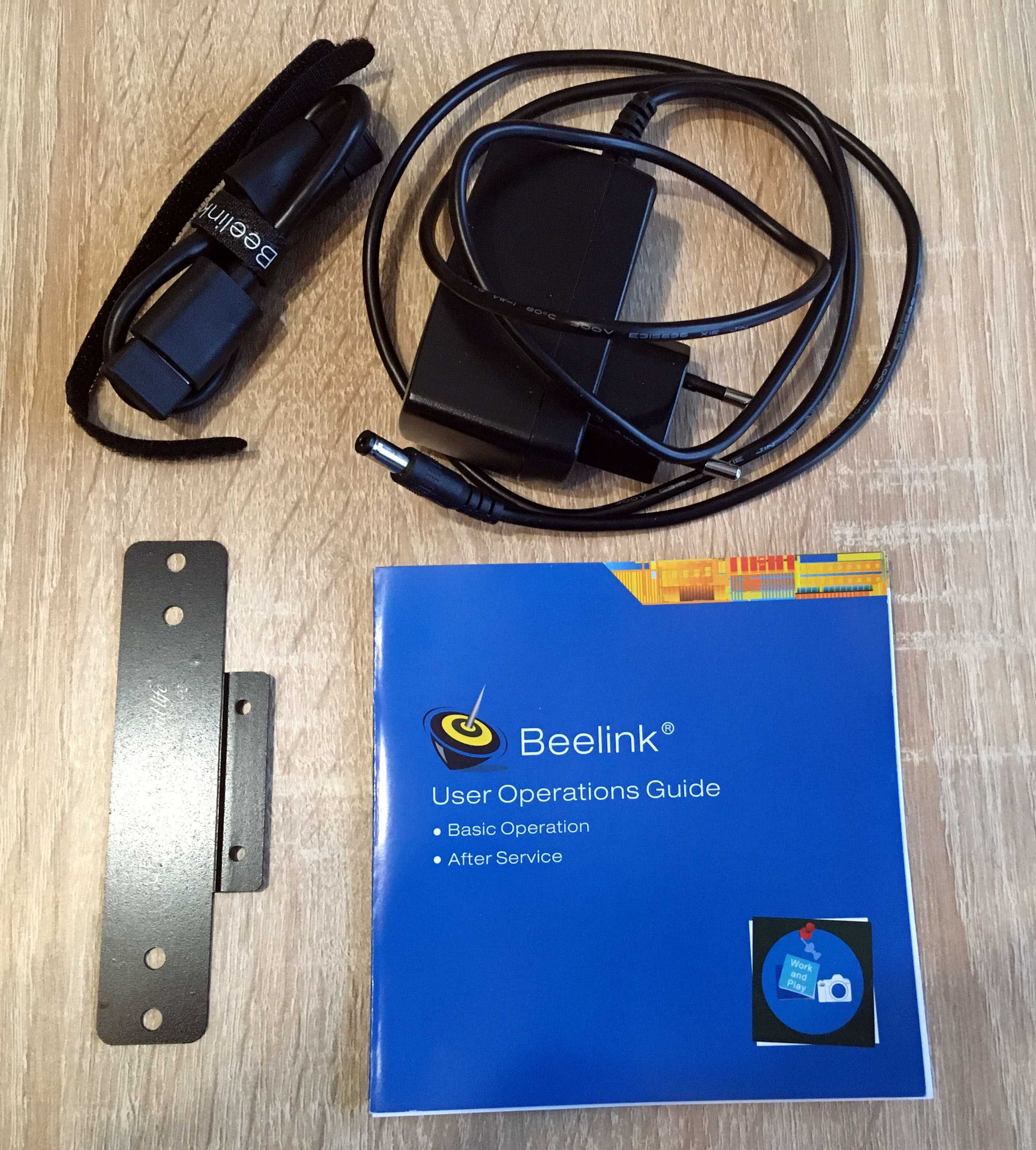 Komputer Mini PC Beelink BT3 Pro, Procesor-4 rdzenie, Win10 Home, Nowy