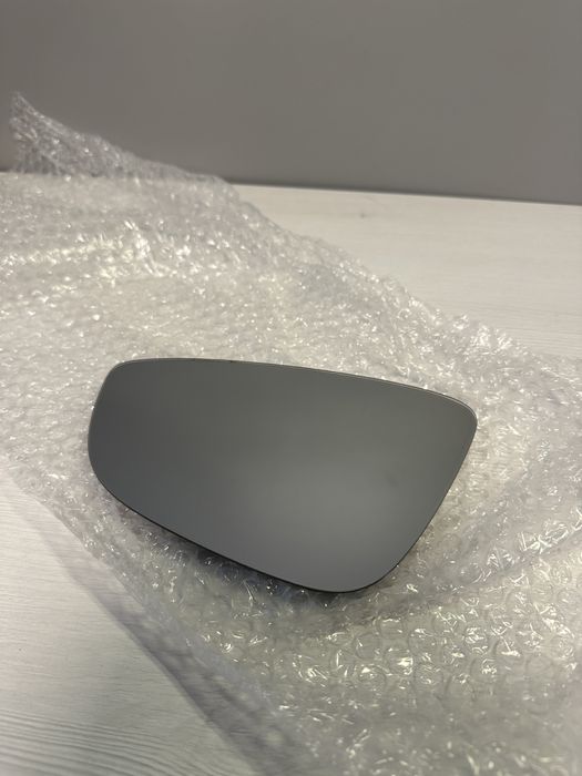 Вставка бічного дзеркала VW Passat NMS 2012 (ліва)