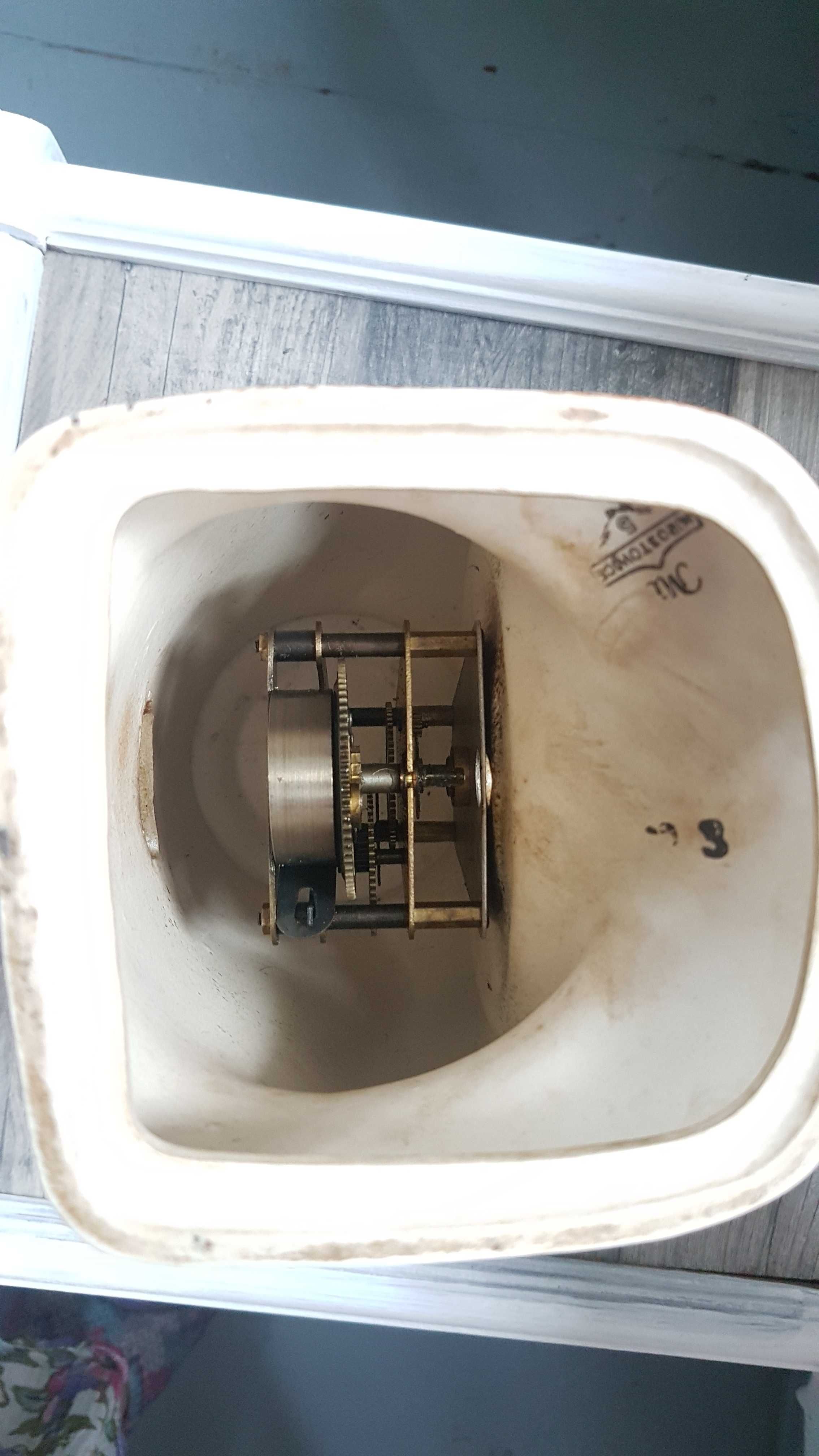 zegar porcelanowy nakręcany PRL Mirostowice