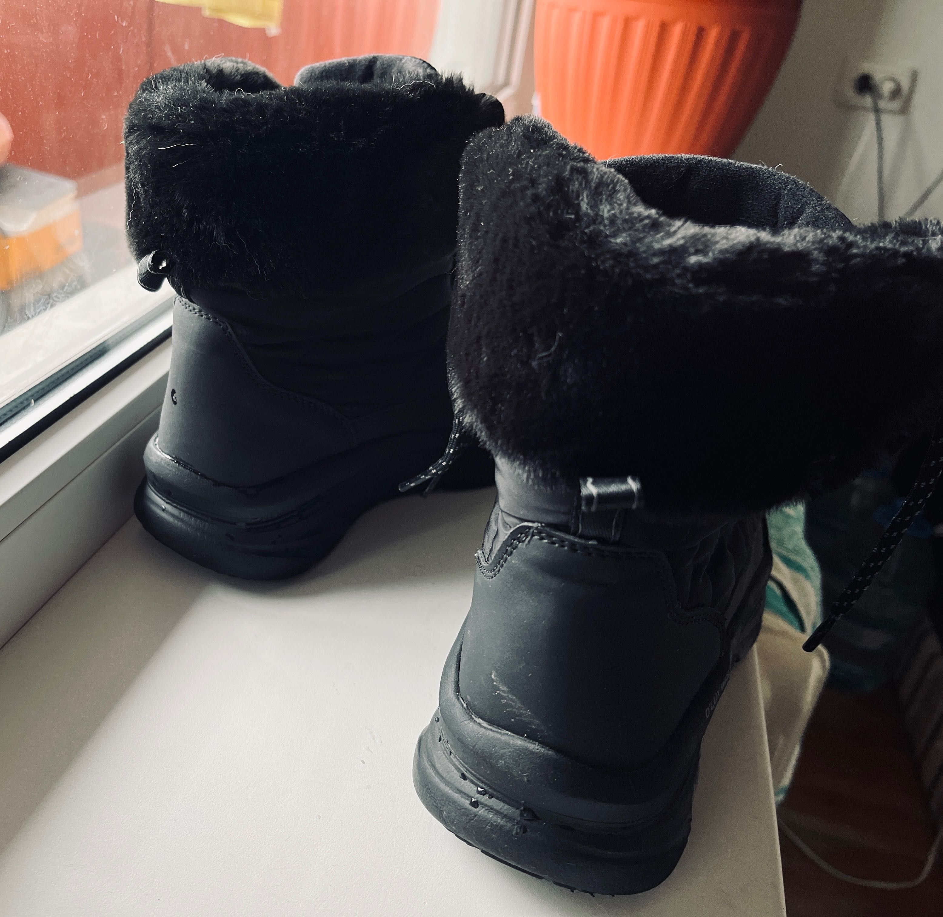 Жіночі зимові чоботи Skechers / Женские ботинки Скечерс