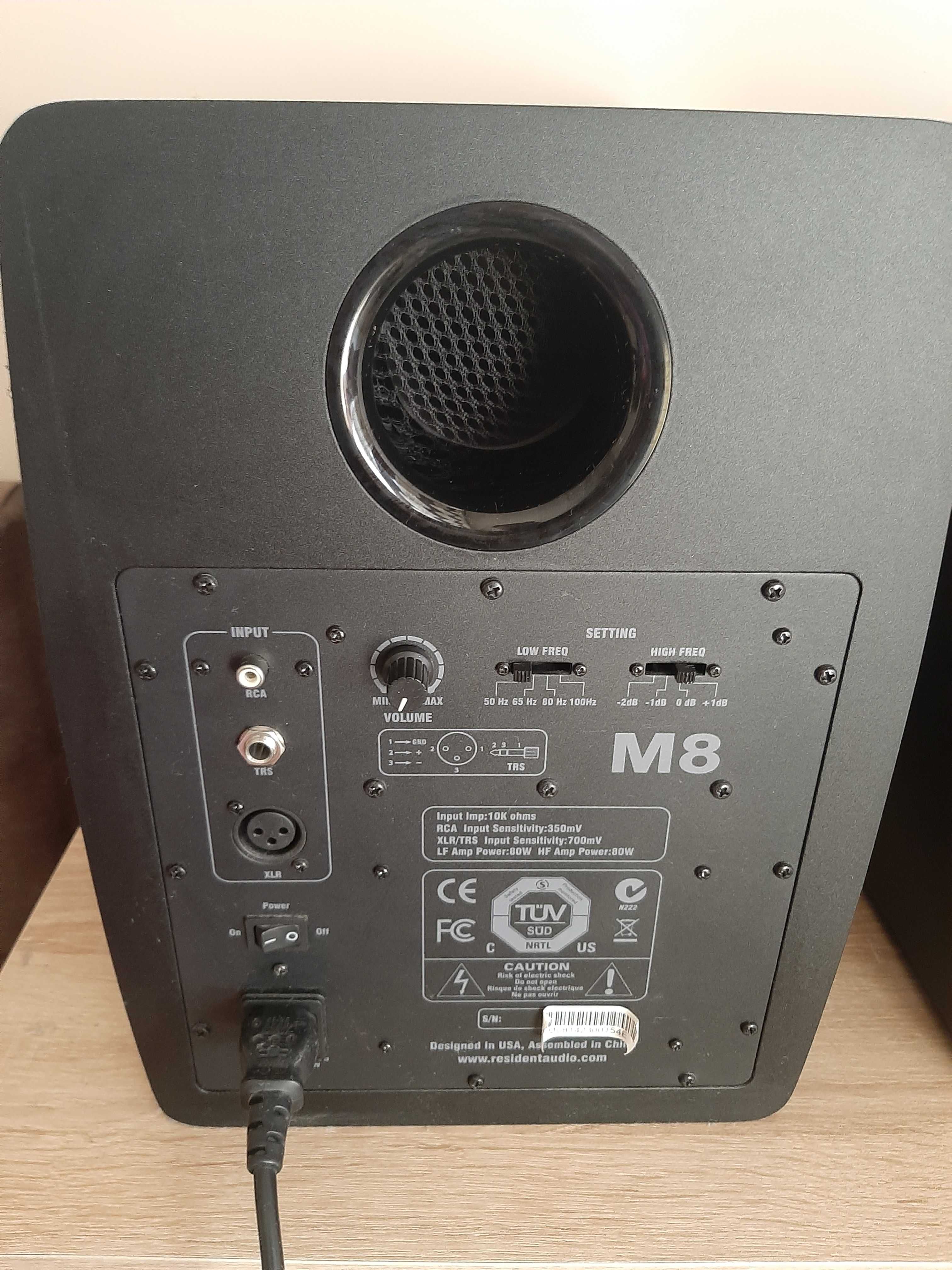 Monitory studyjne Resident audio M8